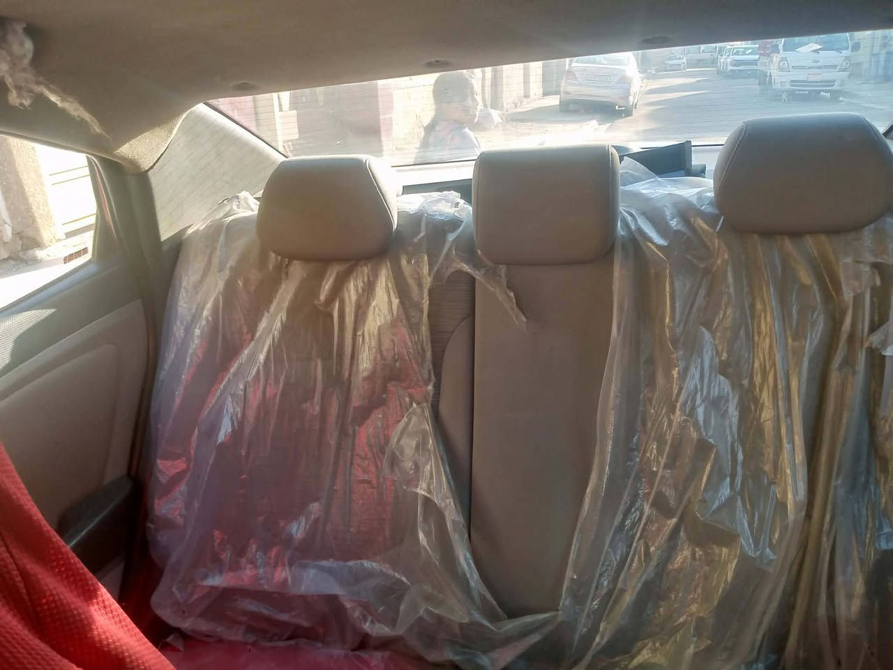 السلام عليكم عندي سياره اكسنت للبيع موديل 16واردامريكي وباسمي تحويل مباشر وسنويةجديدةمنضومةغازبية وبس قطعتين مبدلة الباب السائق ولجاملغ الامامي من جهة السائق ولباقي مكفول السعر 82وبيه مجال العنوان بغداد الدورةابودشير الاتصال على الرقم  ***********
