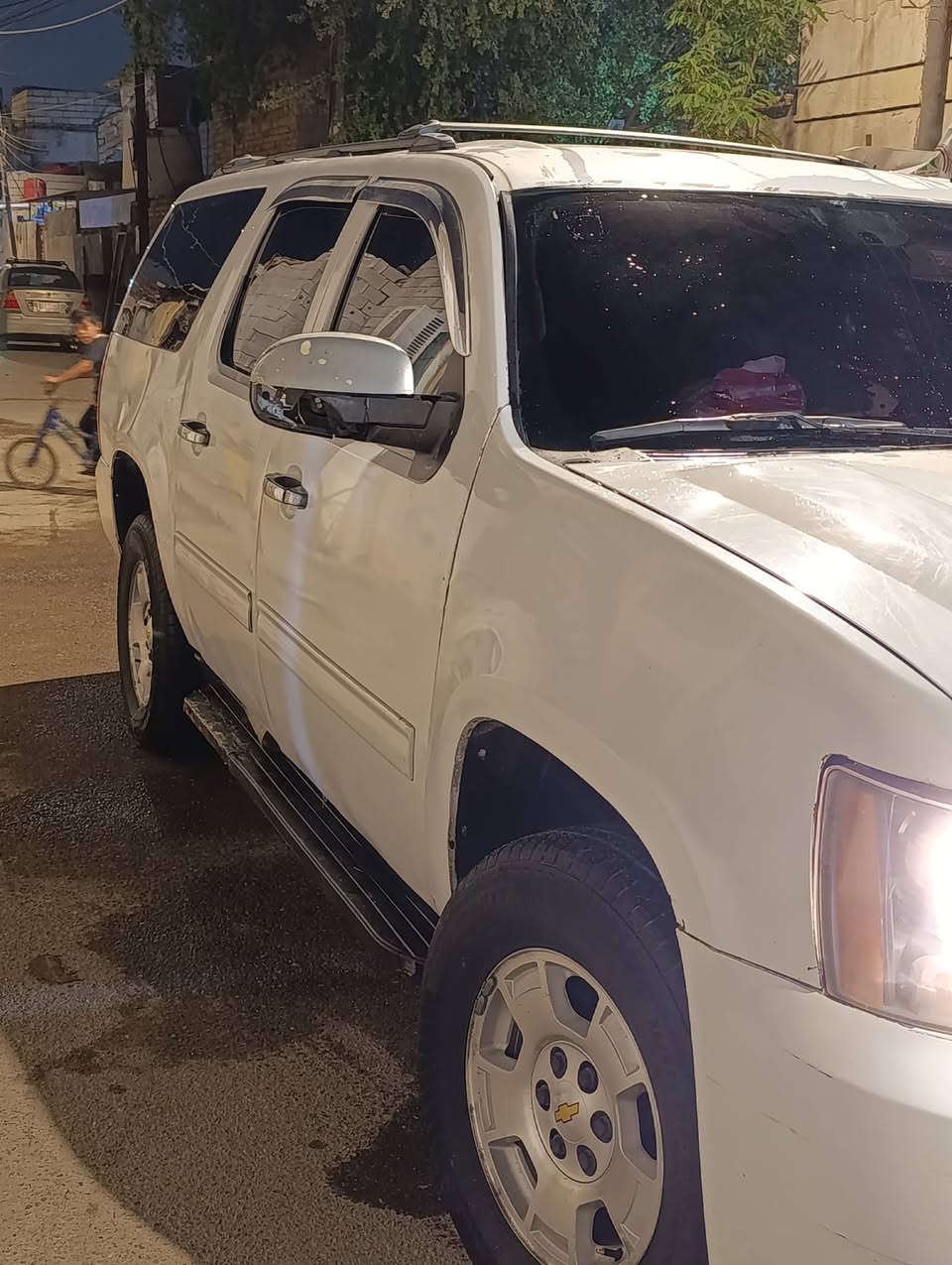 السلام عليكم
تاهو سوبرمان طويل موديل 2010
سياره ادوات ادوات ادوات بدون لوحات 
سياره جاهزه محرك كير مكفولات تبريد ثلج 
مكان سياره بصره سعره 60 أو مراوس شعندك نزل
 أو راسلني واتساب ودز لعندك ***********
