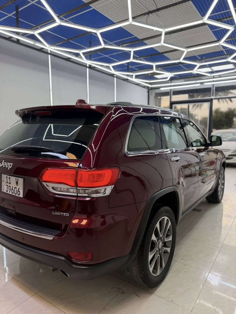 سلام عليكم للبيع :
جيب 2018 خليجي

الفئة: لمتدد بلاص 

سياره ماشيه: 41m

المواصفات فول 1/1 بلاص

1: 3 شاشات 

2: بنوراما 

3: كراسي تبريد وتدفئة 

4: جنطه كهرباء

5: حساس امامي خلفي

6 : تحكم استيرن

7: خزن ميموري 

8: فول 1/1 بلاص

سياره نضيفه جدااا كير مكينه كفاله مكفوله كفاله عامه من البارد ول صبغ سياره جداا نظيفه رقم جديد تحويل ثاني يوم

موقع سياره: بغداد اليرموك 

السعر : 265

الاستفسار: ***********

***********
