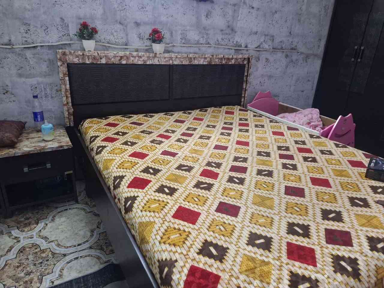 غرفه النوم نظافه 70%100مكان اربيل
سعر 150 بيه مجال *********** بي واتساب
