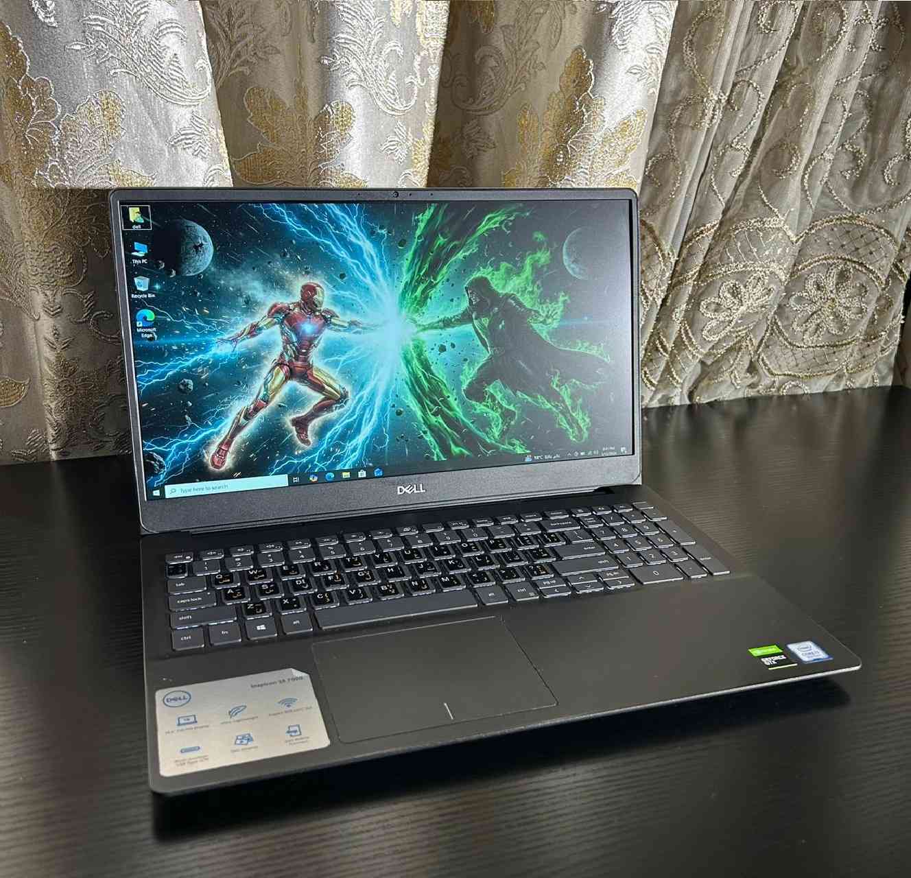 لابتوب قوي للإلعاب والتصاميم و الهندسة Dell Inspiron 7590 

لون نادر و مُميز جداً (رمادي غامق / غرافيت)

🔷 المعالج كور i7 من الجيل التاسع بأعلى و أقوى فئة ( H ) و فئة H تعني: High Performance أي (فئة الأداء القوي) وهذه الفئة خاصة للإلعاب وبرامج التصاميم والهندسة.

🔷 الرامات حجم 16 كيكا DDR4 

🔷 الهارد 512 كيكا نوع SSD - NVMe (أسرع من SSD العادي إللي هو أصلاً سريع)

🔷 كارتين شاشة:

الأول كارت داخلي: أحدث نوع (ألترا أتش دي - UHD) حجم 8 كيكا

الثاني كارت #خارجي: NVIDIA GeForce GTX 1050 حجم 3 كيكا

🔷 الشاشة من أحلى الشاشات اللى ممكن تشوفها، 15.6 إنج Full HD (تشبع لوني رائع +  حواف سلم)

🔷 كيبورد (ضوئي)

#المنافذ :

منفذ الطاقة 

3 منافذ USB A 

منفذ HDMI

منفذ 3.5 للسماعات 

منفذ مايكرو SD 

منفذ تايب سي ( ثندربولت )

#اللابتوب_يحتوي_على_أهم_البرامج (يعني تستمله جاهز):  

1️⃣ حزمة أوفيس كاملة (مفعلة مدى الحياة) ✅

2️⃣ كل برامج الأدوبي  ✅

3️⃣ برامج الاوتوكاد (مفعلة مدى الحياة) ✅

4️⃣ سينمانا وشبكتي لمشاهده الافلام ومباريات كرة القدم ✅

5️⃣ كيم لوب (تنزل أي لعبة بكل سهولة) ✅

6️⃣ منصة ستيم ✅

7️⃣ واتساب ✅

8️⃣ تليكرام ✅

#السعر 690 ألف مع #سيت_هدايا_موضح_بالصور

بغداد تقاطع الموال (توصيل #مجاني بكل العراق)

*********** (موجود واتساب)
