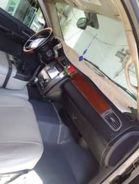 السلام عليگم يوكن موديل 2008 سيارة امريكيه مكينه كير محرك مكفولات  تخم...