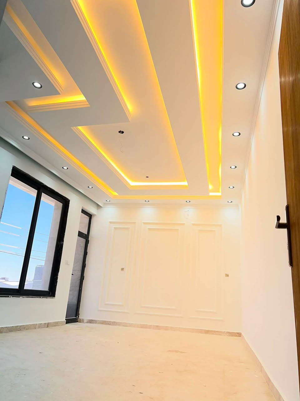 🏡 ديكورات لمسة إبداع✨
ذوق راقٍ… تنفيذ احترافي… وتشطيبات تصنع الفرق.
ننفذ جميع أعمال الديكور الداخلي والخارجي بأعلى جودة وأسعار منافسة، مع الالتزام بالمواعيد والاهتمام بأدق التفاصيل.
📩 تواصلوا معنا الآن ***********📞✅
