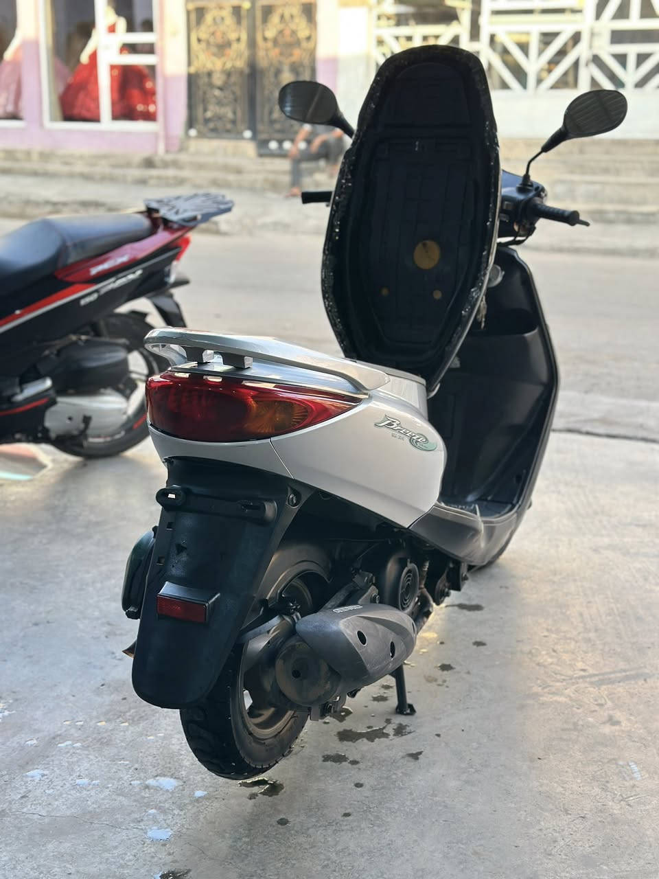 بريز نوزل مكفوله وجديده نارله رمبه جديد سعر ٩٥٠ وبيها مجال


**إذا كنت صاحب هذا الإعلان وتريد حذفه لأي سبب، رجاءا أرسل رسالة إلى الدعم الفني**