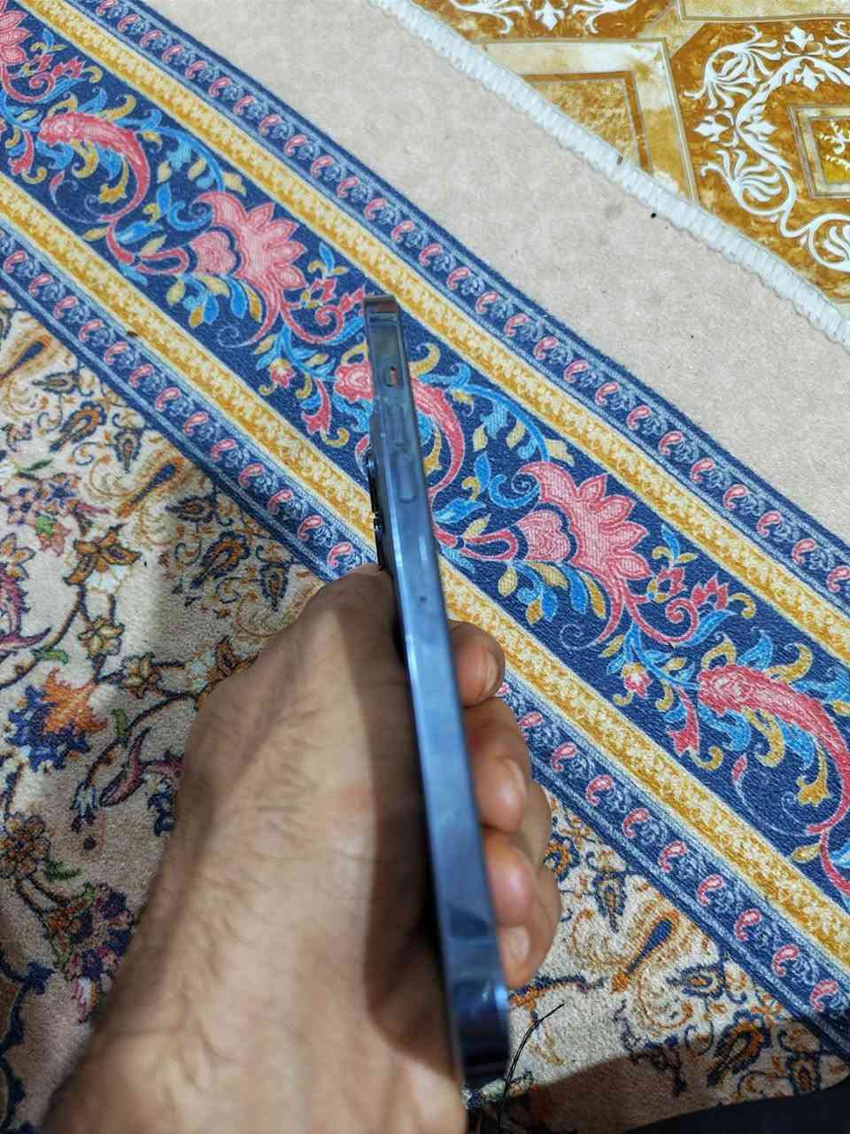 ايفون 13 برو ماكس للبيع فقط
شرق اوسط بطاريه 89
شريحه وحده 256
 جهاز شوفه عينك ب صور محتاج 
اريد ابيعه  تاخذه الك ساعتين تفحص
لان فلوسه راح ينصرفن محتااااج واريد ابيع 
لو ما محتااااج وعلي ما بيعه 
***********
 سعر 650
قفل ما بي اي مجال وبدون احراجات
مكاني قبله
