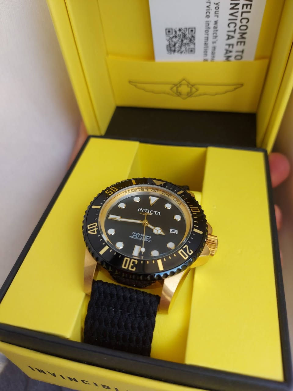 ساعة إنفيكتا 38238 برو دايفر ماستر أوف ذا سي أوتوماتيكية جديدة باللونين الأسود والذهبي 44 مم
غطاء خلفي شفاف قابل للفك والتركيب. مينا أسود مع عقارب وتفاصيل ذهبية اللون. تاج قابل للفك والتركيب. سوار من قماش البوليستر مع مشبك فولاذي ذهبي اللون
الي يهتم للقطعة يراسلني خاص ويدلل


**إذا كنت صاحب هذا الإعلان وتريد حذفه لأي سبب، رجاءا أرسل رسالة إلى الدعم الفني**
