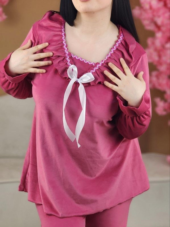 🎄 أناقة شتوية بيتية بذوق راقي 💗  بتصميم أنثوي يجنن 😍

تراك خامة قديفة ناعم فوول ليگرا يجنن باللبس والقماش درجة أولى عالفحص 💯😚

القياسات : فري سايز يلبس من وزن 60 كيلو الى 100 ✔️


**إذا كنت صاحب هذا الإعلان وتريد حذفه لأي سبب، رجاءا أرسل رسالة إلى الدعم الفني**