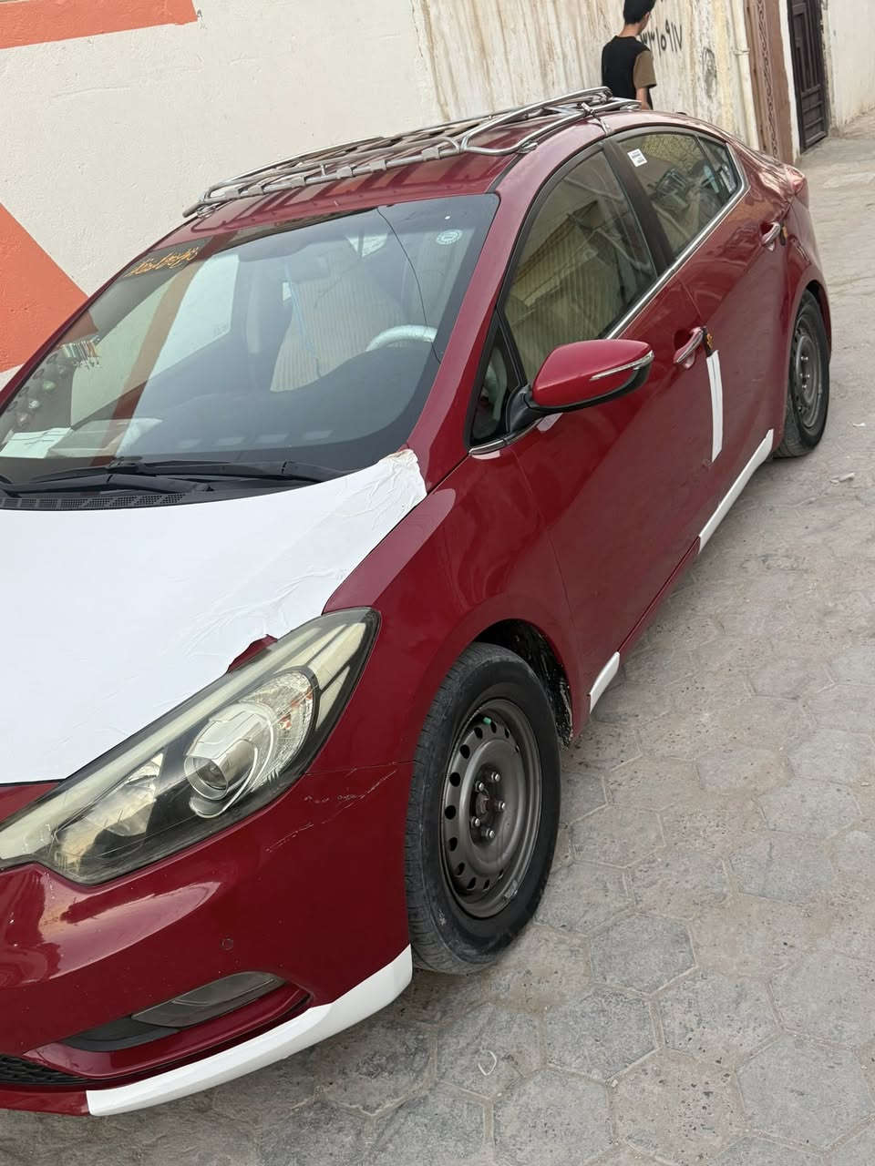 سيراتو موديل 14كفاله عاااامه حتى من دكت جاكوج  جاهزه 
من كلشي تبريد كير محرك 2000سياره متخسر عليه الف متعوب عليه للستفسار ***********
