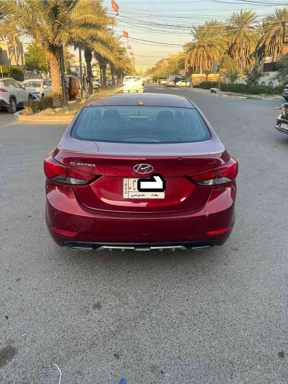 السلام عليكم
النترا موديل 2015 رقم بغداد للبيع 
اللون الاحمر مميز 
الصبغ جاملغ امامي اثنين والبنيد محرك 2000 دوش 
السعر 111 وبيها مجال بسيط 
مواصفات:
⭐️تحمكات ستيرن 
⭐️فتحه 
⭐️كروس سرعه 
⭐️انظمه قياده عادي والاقتصادي 
⭐️حاكيه 
ماشيه 115 الف تحويل مباشر ثاني يوم 
للاستفسار ***********
مكان السياره بغداد السيدية
