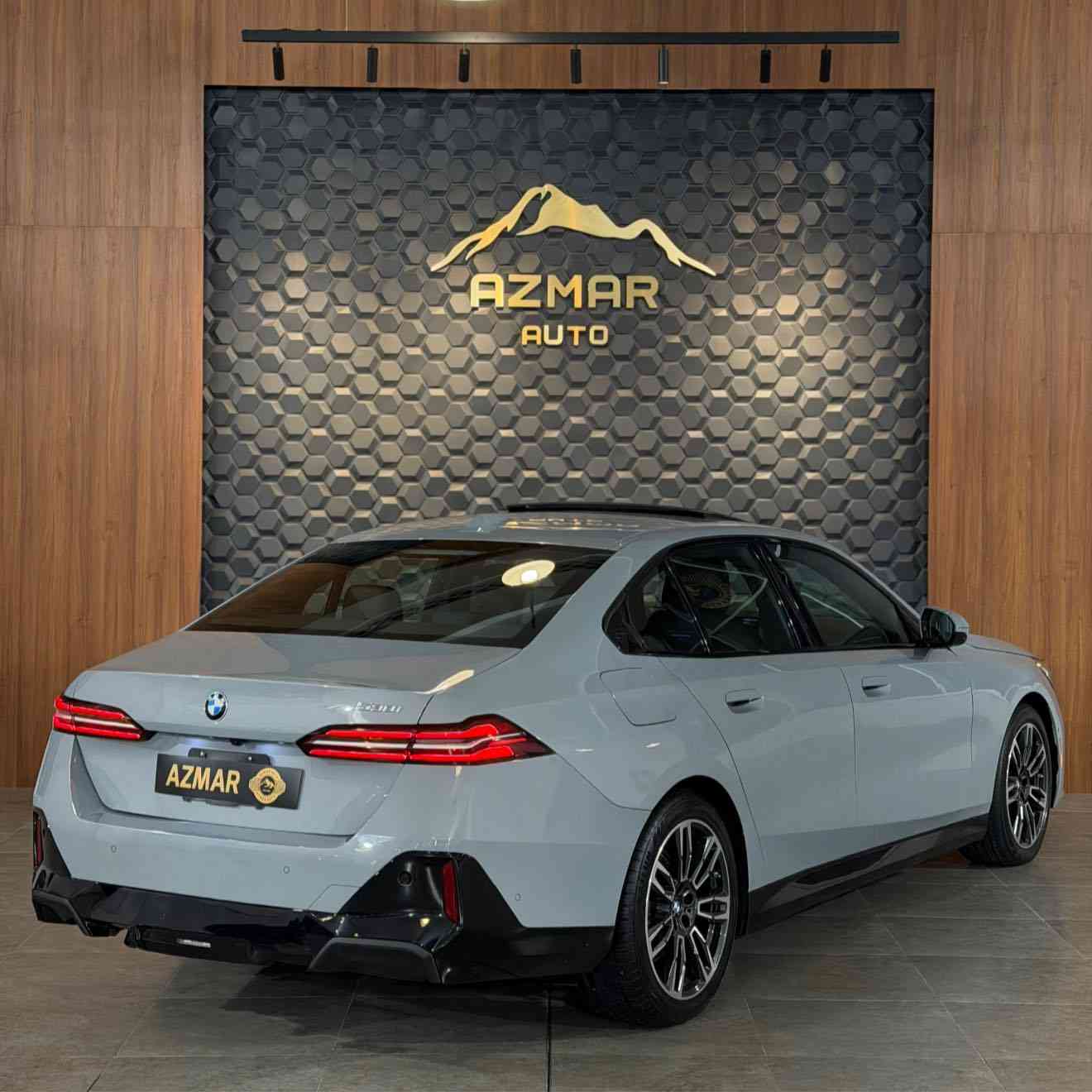 BMW 530i M Package 2025
موديل 2025
‎ماشية ٨ الف📦📦
السياره فول الفول موصفات 🔥🔥
فتحة وكشنات مساج وناضور وكامرات 360 درجة وبردات وكامرا داخلية وشباك لد ورادارات وحساسات وتحديد مسار وكشنات تدفئه وتبريد وداتا شو و بصمات وصندوك كهرباء وسماعات هارمان كاردون و لايتات ليزر وبعد كلش هواية مواصفات

السيارة وارد امريكي بيها باب صبغ بدون دواخل

السعر :465 $ ورقه
للاستفسار: ***********
العنوان : السليمانية المعارض الجديده شركه ازمر اوتو معرض رقم ٣٤
