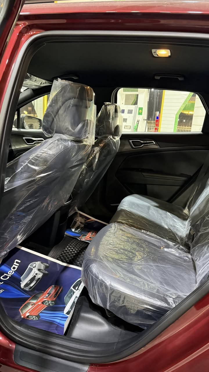 كيا سبورتج 2024  X-line رقم أربيل ترقيم ودخول
جديد شهر الثامن قبل 6 اشهر داخله العراق 
سيارة باسمي (وكالة او تحويل ) حاضر 

ماشية 31 mi 
  وارد أمريكي حادث امامي دعامية وبنيد بنيد نفسه بلادي موضح بالصور وقبق الجنطه بي كلير امريكا فقط بدون ضربه 
 ايرباك دركه فقط ومرجع بلادي 
 مواصفاتها
 محرك 2500
بصمة : تشغيل - ابواب -
 شاشة كبيرة متصل  دجتل كامل 
كيجات الكترونية متغيرة حسب الوضعيات انظمة القيادة : سبورت - سمارت - 
الاضواء ترحيب عند الاقتراب مع ترحيب داخلي عند الصعود او المغادرة
. شحن وايرليس
هيتر امامي بلكشنات
 منافذ تايب سي عدد 3 / 2 في الكشنات ومنفذ يو اس بي ومنفذ جداحة
هاند بريك بصمة
 اوتو هولد
. فول رادارات امامية وخلفية وجانبية
مانع اصطدام امامي - خلفي وحساسات
 تحديد مسار ذكي
 قيادة أليه ذكية
إطفاء ذاتي عند التوقف 
نضام نزول المنحدرات 
 نقطة عمياء
 كروز سرعة. تدفئه كشنات 
كشن السائق كهربائيّ 
 اشاير بالمري
 تشغيل عن بعد 
بصمه عدد 2 
شاشة لمس متغيرة لتحكم ب الميديا او لتبريد
. ستيرن فول تحكمات
وبعد بيها مواصفات
السعر 198 وبيها مجال مكانها عماره 
تواصل على الرقم فقط ‭0775 850 6059
