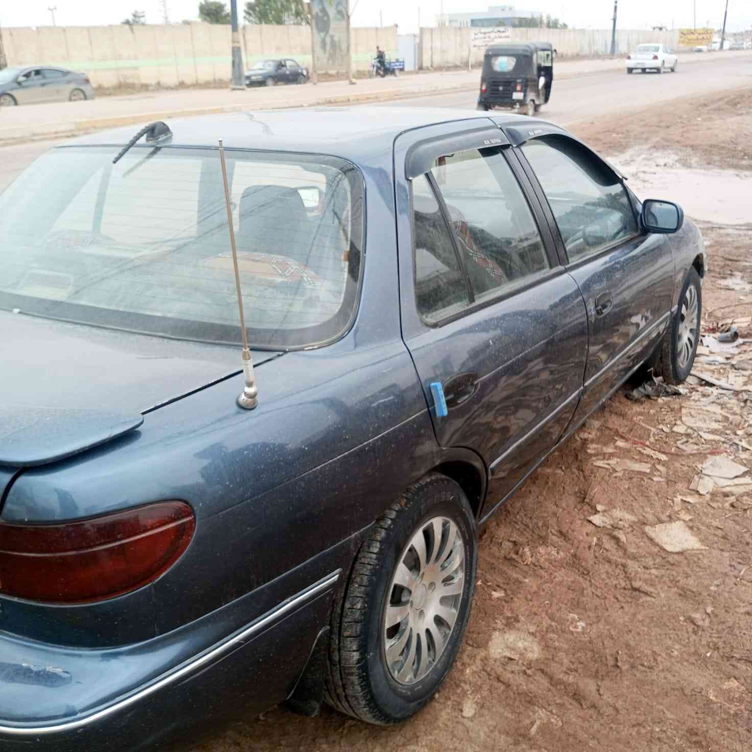 السلام عليكم كيا سيفيا موديل 93 بوكان نهروان رقم ديالى 26 وبيها مجال***********
