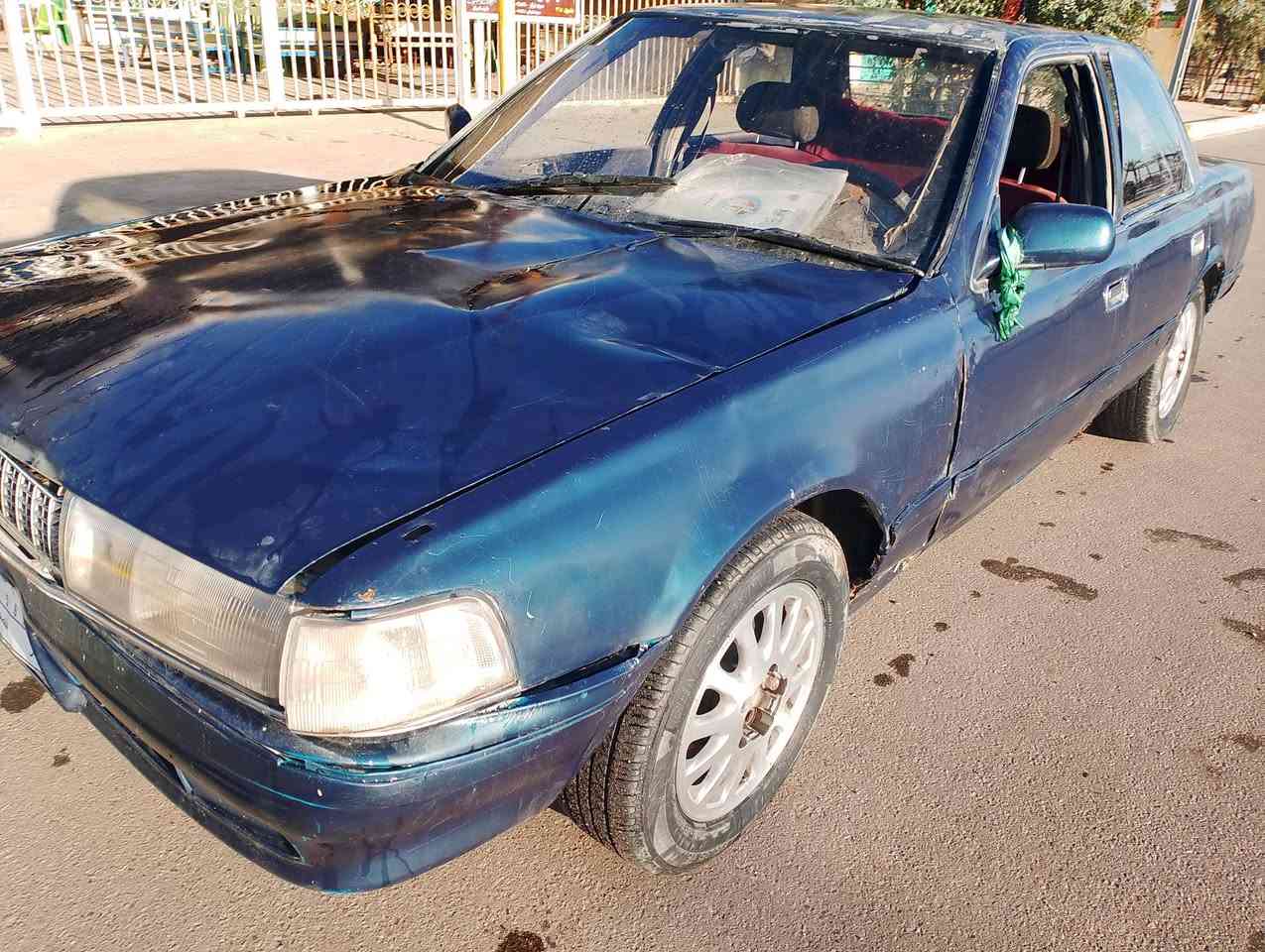 السلام عليكم سيارة مارك للبيع رقم انبار السعر20وبيه مجال ***********
