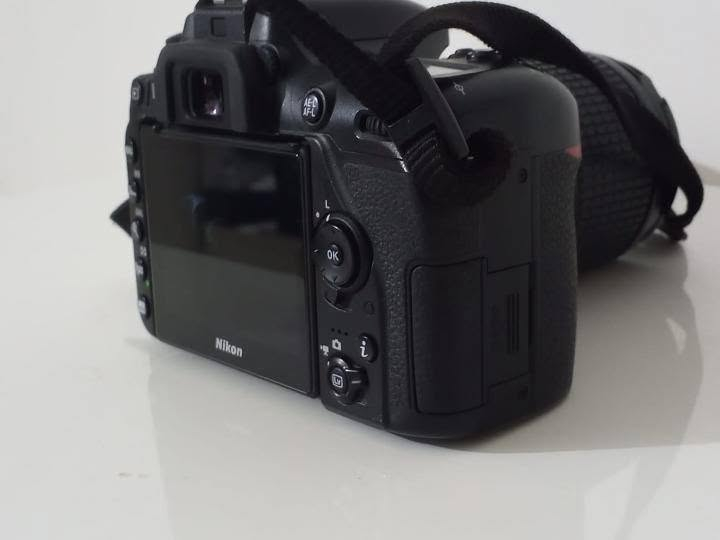 📸 للبيع كاميرا Nikon D7500 📸
السلام عليكم،
كاميرا Nikon D7500 للبيع، بحالة ممتازة ونظيفة جداً، مناسبة للمصورين والمحترفين ومحبي التصوير.

✅ دقة 20.9 ميغابكسل
✅ تصوير فيديو 4K UHD
✅ تصوير متتابع 8 صور بالثانية
✅ نظام فوكس احترافي 51 نقطة
✅ شاشة لمس متحركة
✅ واي فاي وبلوتوث مدمج �

Nikon +١
📦 الكاميرا مع كافة ملحقاتها  البطاريه والشاحن

📍 المكان: (بغداد متوفر توصيل)
💰 السعر: (980)

الجهاز جاهز للفحص وما يحتاج أي مصروف،
 والبيع للجادين فقط.
للاستفسار أو التواصل خاص. 📩


**إذا كنت صاحب هذا الإعلان وتريد حذفه لأي سبب، رجاءا أرسل رسالة إلى الدعم الفني**