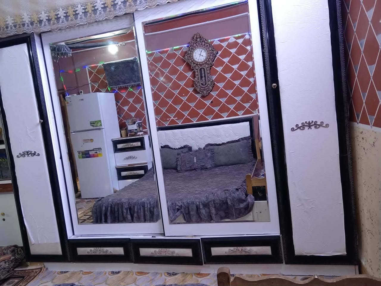 غرفة تركية للبيع نضيفة خمس قطع
كنتور
جرباية
ميز جرباية عدد ٢
والمراية
300وبيهه مجال للشراي مكانهه نجف،، ناحية الرضوية


**إذا كنت صاحب هذا الإعلان وتريد حذفه لأي سبب، رجاءا أرسل رسالة إلى الدعم الفني**