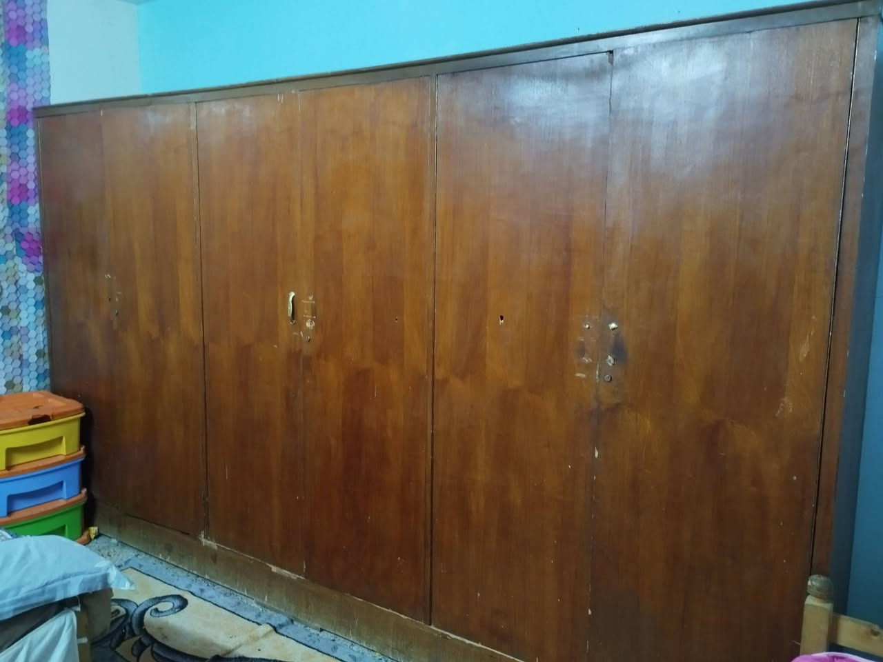 كنتور مستخدم ست أبواب السعر 150 ألف وبي مجال بغداد الشعلة *********** وبي واتساب
