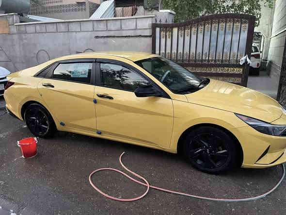 السلام عليكم النتره للبيع مع صور الحادث بمريكا وسونر وضربه بالجاملغ الخلفي مودل ٢٠٢١. السعر ١٤٧ ورقه 
*********** للاستفسار
