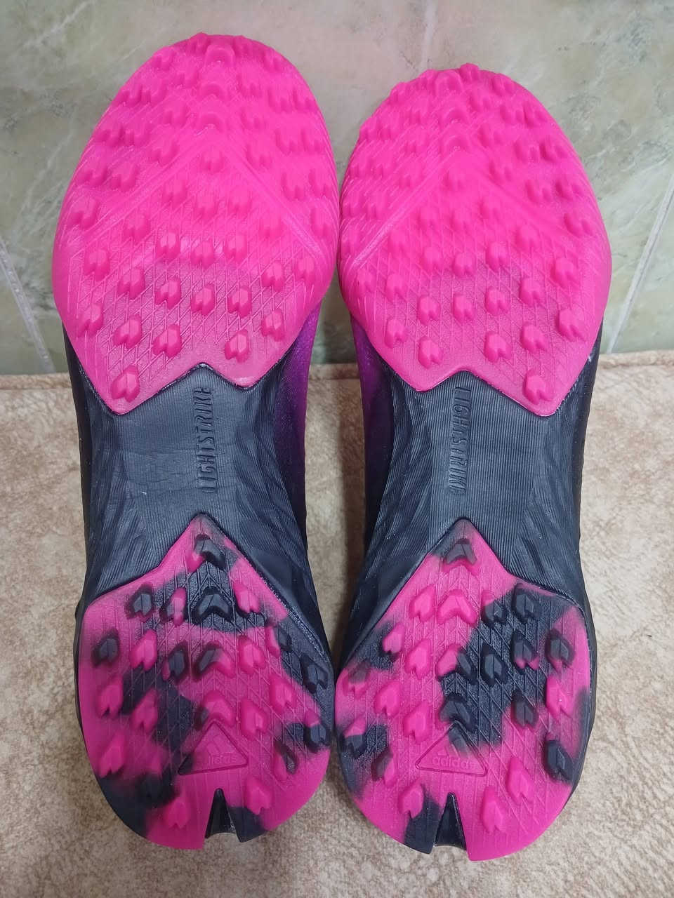 قياس 40...35 الف توصيل مجاني


**إذا كنت صاحب هذا الإعلان وتريد حذفه لأي سبب، رجاءا أرسل رسالة إلى الدعم الفني**