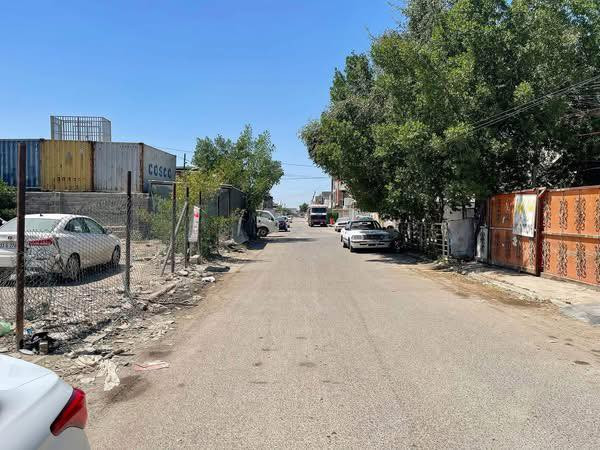 للبيع مشتمل حديث بناء ٢٠٢٤ المساحه ١٠٠ متر الواجهه ٥.٥ والنزال ١٨.٢٠ مدخلين الطابق الاول يحتوي على صاله ومطبخ حولي وخدمات وغرفة نوم كبيره والطابق الثاني غرفتين نوم وحده منهن ماستر كبيره وخدمات الموقع شارع فلسطين العقاري محله ٥٠٢ شارع الاطرقجي خلف اسماك يوسف 

للاتصال *********** او *********** شركة الخيمه للعقار السعر عالخاص راسلني لو تتصل
