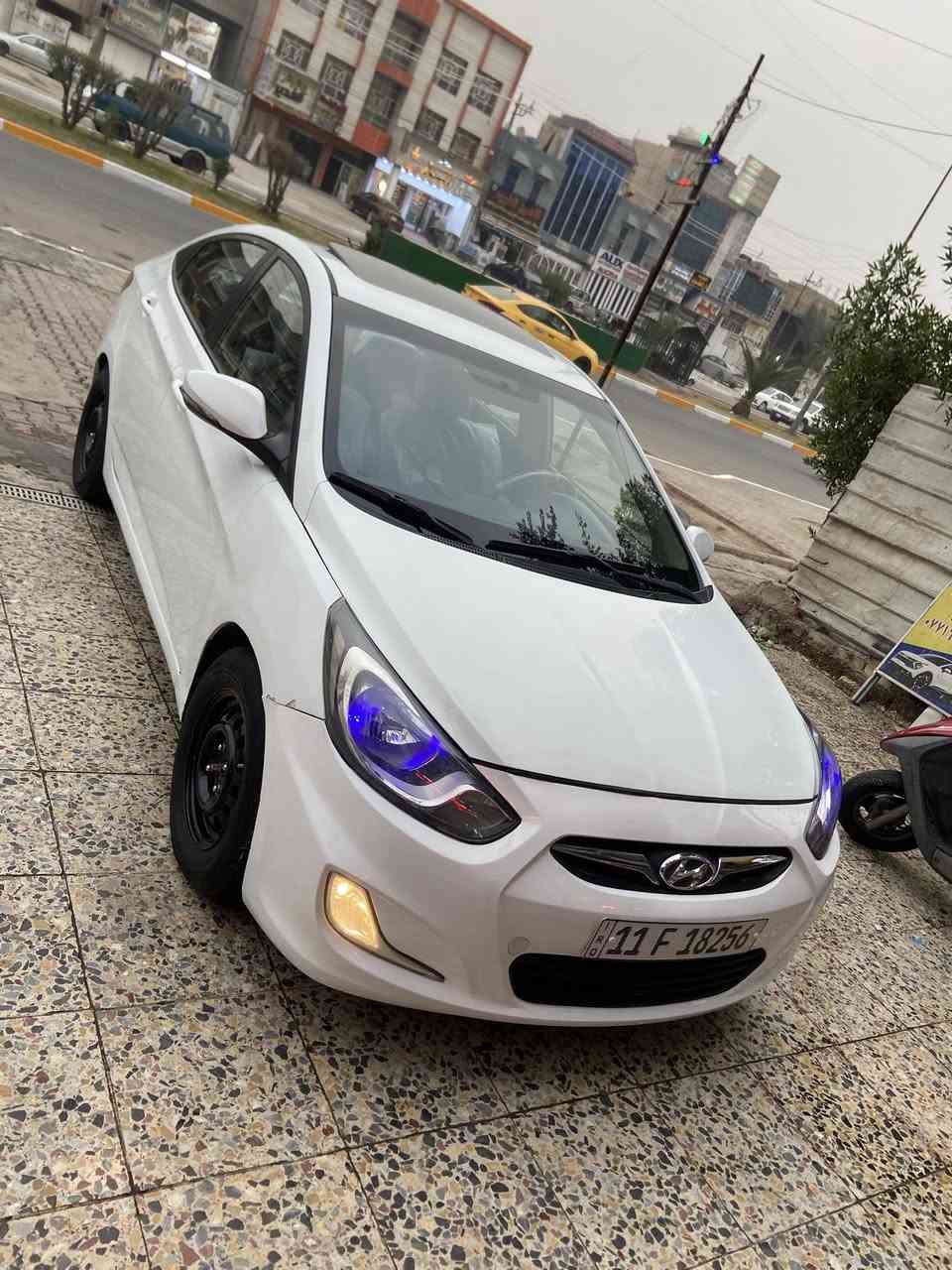 السلام عليكم اكسنت مديل 2017 خليجي محرك وكير وتبريد مكفولات 1600 دوش قطرتين تخم تاير جديد باتري جديد صدر متاز مكفوله من الضرر القوي ومن الجفيه ومن الشواصي والغود مكفولات فقط صبغ حزام اثر طخات وشخوط بسيط ونصبغت حزام لجماليه بدون دواخل وبدون تبديل السونر مرفق معه المنشور/فتحه سقف تحكمات ستيرن جهتين لايت زنون عالي ناصي السياره ترايها كلش حلو وجاهزه من كلشي هزه وسنويه جديده سنويه لغايه 2030 / السعر94 وبيها مجال بسيط تحول مباشر العنوان حي اور لاتصال*********** اعتذر عن المراوس بيع فقط
