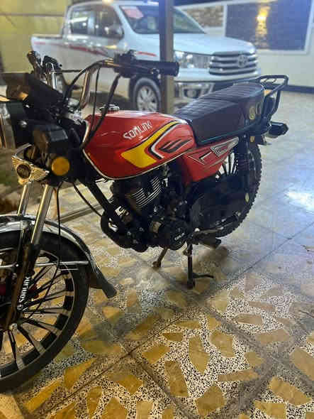 سلام عليكم  للبيع سيفان موديل 25 كفاله عامه
اي نقص مابيه 
مكاني بغداد الشعب 
السعر 800 وبيه مجال 
***********
