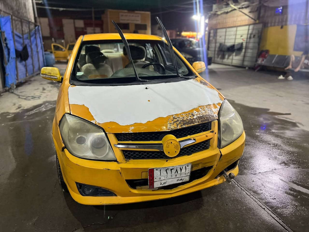 السلام عليكم جيلي محور كير ومحرك كورلا سياره حلوه ومرتبه كهربائيات كلها شغاله بس متتحول  لن راعيها ميت  وابنه موجود يجيك واذا تنحجز يطلعها اصوليه السياره سعر مناسب 
سياره نكره بكل وقت عليها ادامه كامله وتخبل 
السعر ١٩  
المكان الزعفرانيه 
***********
