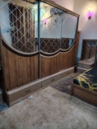 غرفه تركيه للبيع ضخمه ٨ قطع السعر ٤٥٠ وبيه مجال رقم مبايل ٠٧٨٠١١٢٠٣٤١