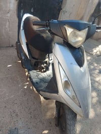 دراجه سايم للبيع شغاله بيها نقص كفرات  ( ابيع كوم حديد ) عينك ميزانك م...