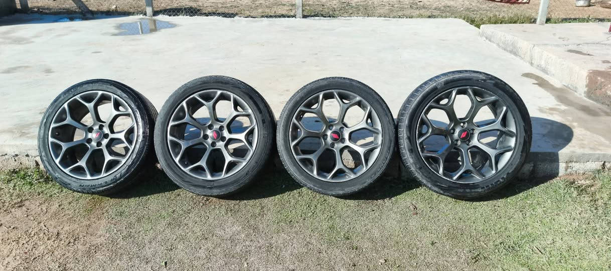 سلام عليكم تخم ويل. 20 تايرات 80 بل 100. واتساب ***********
