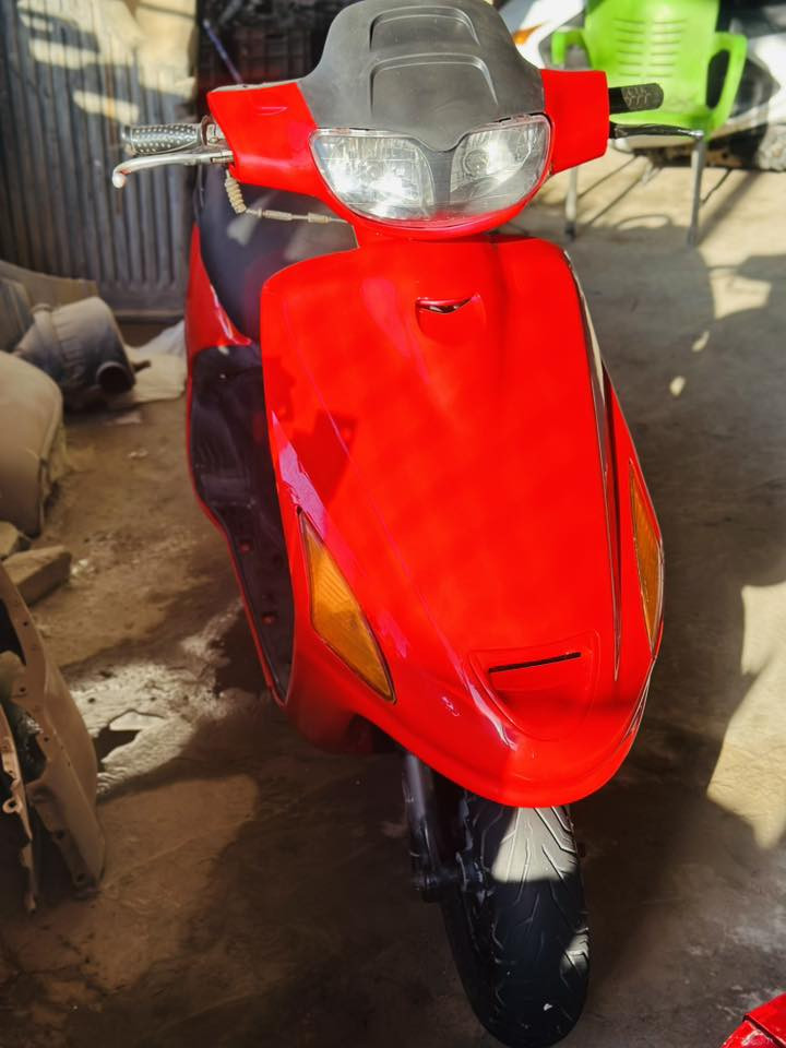 السلام عليكم فراشه للبيع جاهزه ماعايزه شي السعر 375 وبيها مجال مكاني غماس الرقم ***********
