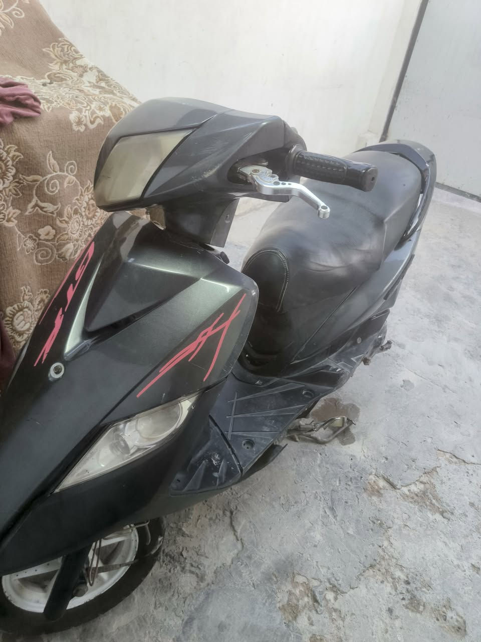بيع مستعجل دراجه شغاله مكينه ناعمه كهربائيات شغاله كفرها نضيف لا تنقيص لاتبخير مكاني بغداد دوره *********** واتساب325 قفل قفل كوم حديد لاتكلي شبيها مابيها كدامك كلشي واضح
