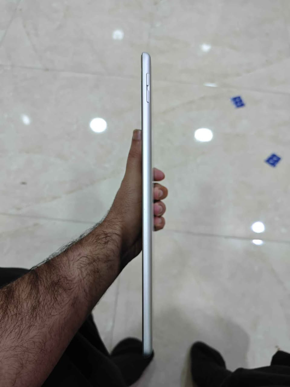 ايباد ٩ ذاكرة ٦٤ نظيف مابي شي والشاصي مالته نظيف ملحقاته كاملة الكارتونه والشاحنة الاصلية الي اجت وياه بالكارتون سعره ٢٣٥ وبي مجال مكاني ناصرية مركز حي الفداء ناصرية, ذي قار


**إذا كنت صاحب هذا الإعلان وتريد حذفه لأي سبب، رجاءا أرسل رسالة إلى الدعم الفني**