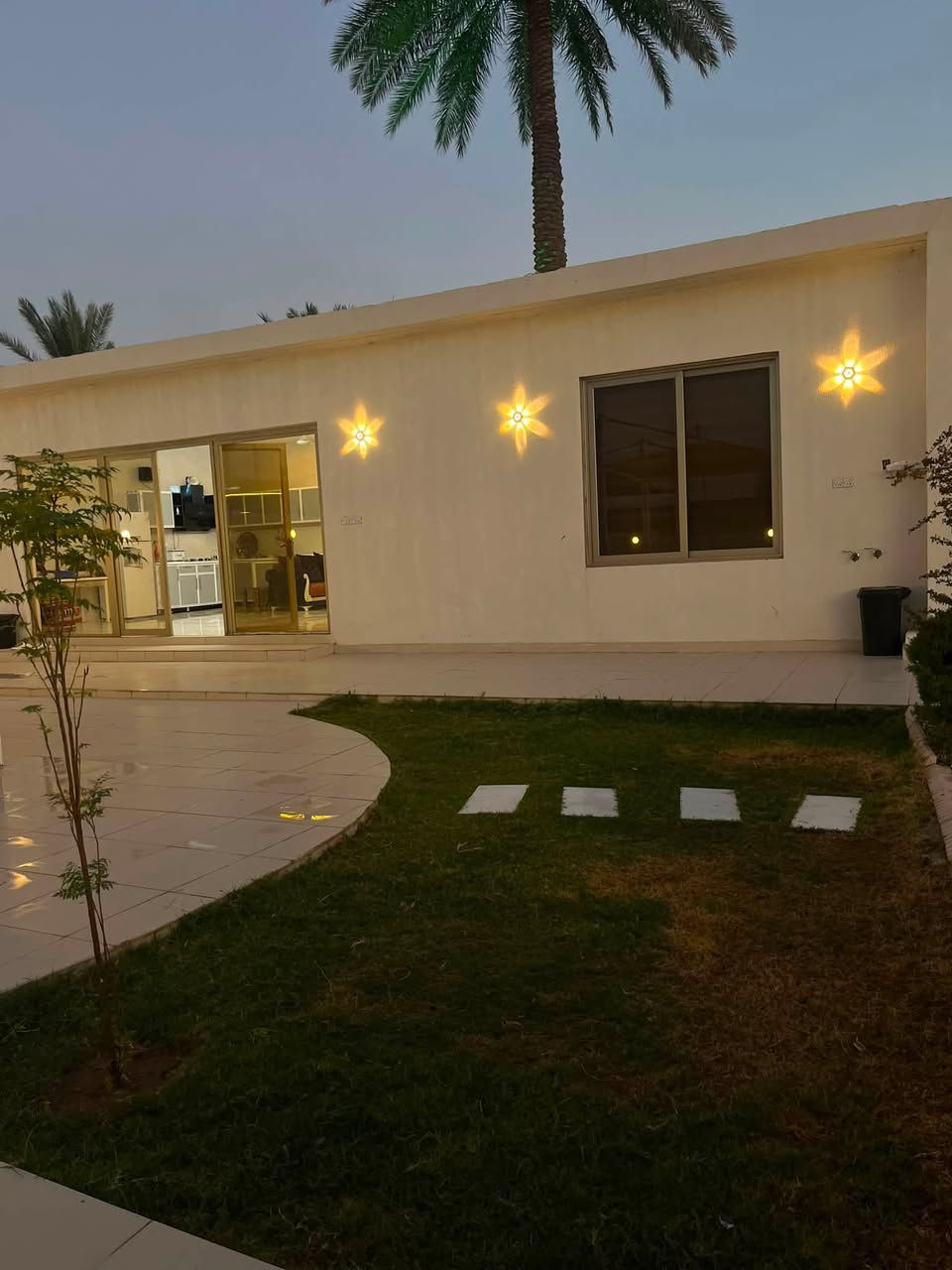 من أجمل المزارع مساحة مفتوحة وأجواء طبيعية كلش راح تعجبكم -الموقع بلد -
للحجز 

‭***********‬

‭***********‬
