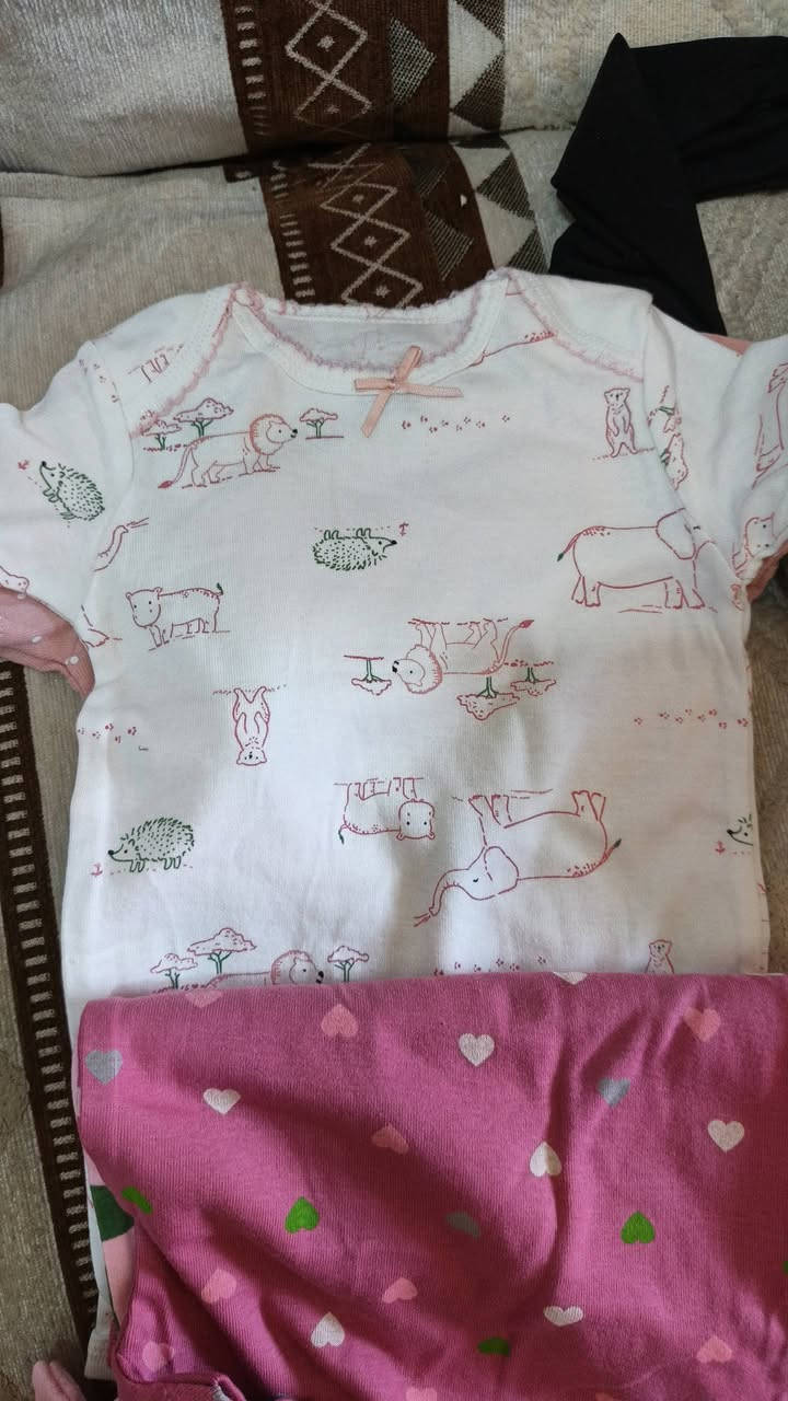 يلبس عمر سنتين خمس قطع ١٠الاف


**إذا كنت صاحب هذا الإعلان وتريد حذفه لأي سبب، رجاءا أرسل رسالة إلى الدعم الفني**