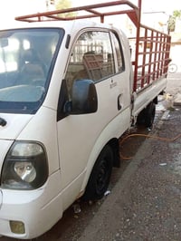 وبركاته اخوان عندي كيا موديل 15بغداد ماشيه 150 حقيقي السيارة لا ظربه و...
