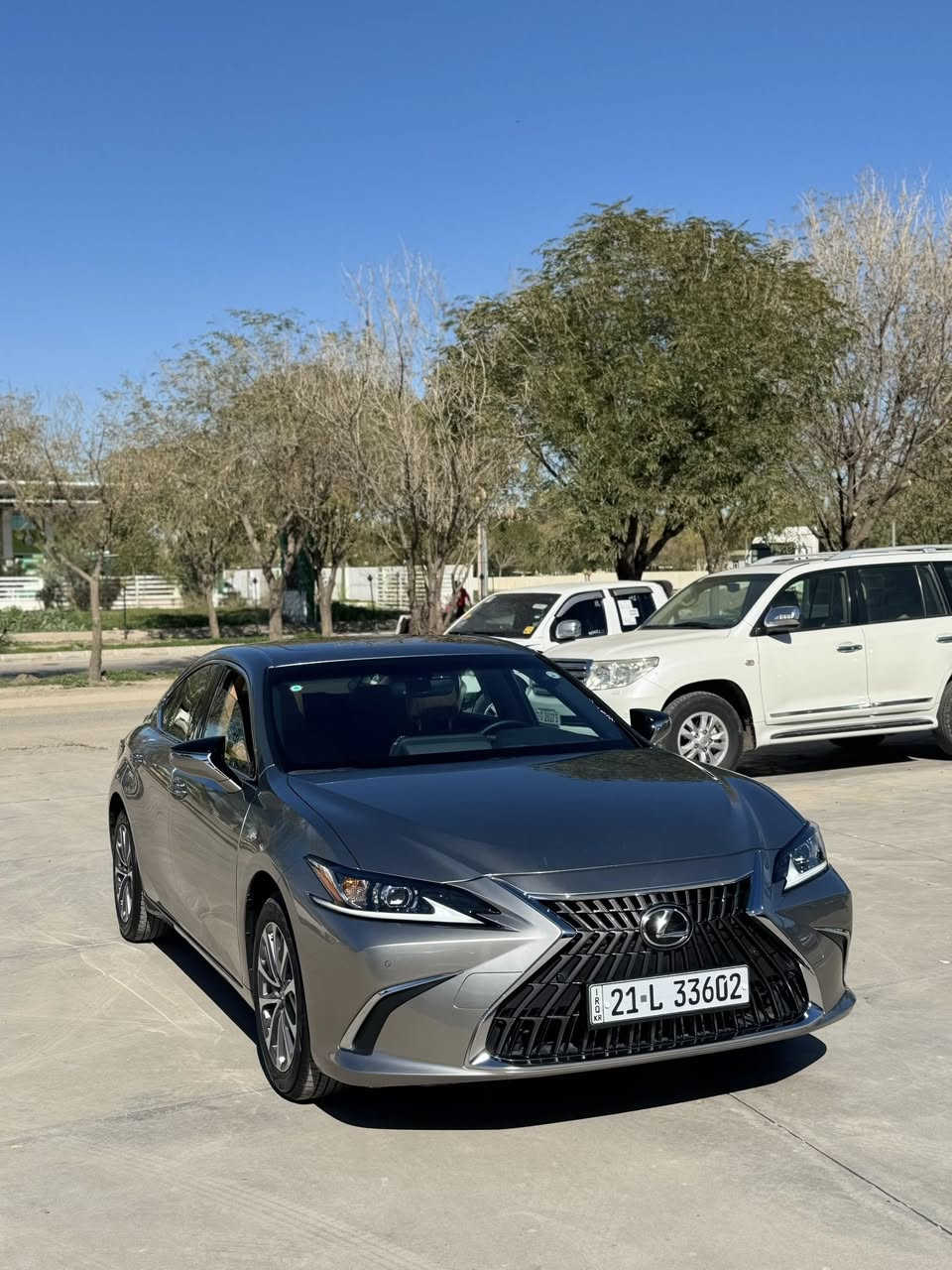 Lexus es 300H خلیجی ماشی ٤٠٠٠
***********
