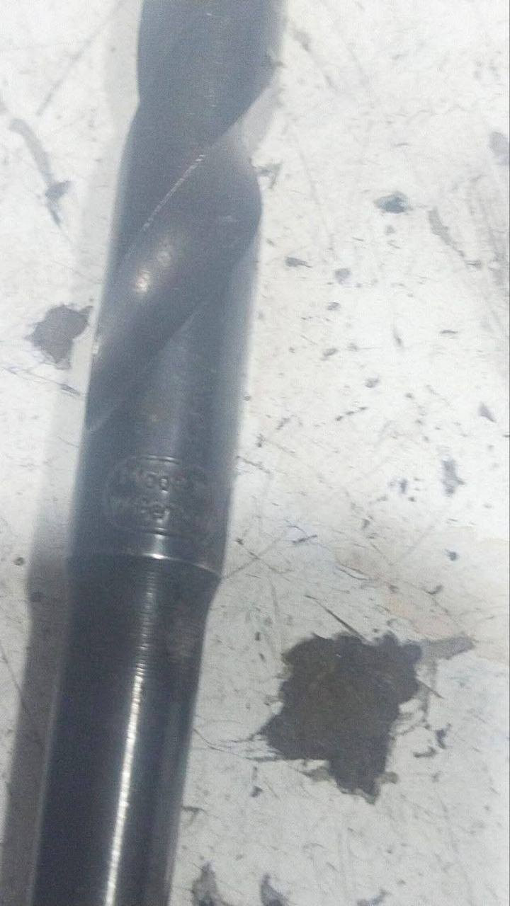 عرض لفترة محدودة السعر 135 الف مع التوصيل لغاية الاحد3/22 دريل همر ماكيتا ياباني اصلي استيراد مؤسسة في الثمانينات مع برايم مسلوبة 15-12-10-8... اصلية مصنوعة في المانية الغربية كذلك البرايم استيراد مؤسسة معَ أدبتر تحويل من بريمة مسلوبة الى بريمة اربع شروح  يوجد توصيل كل محافظات العراق للتواصل ***********
