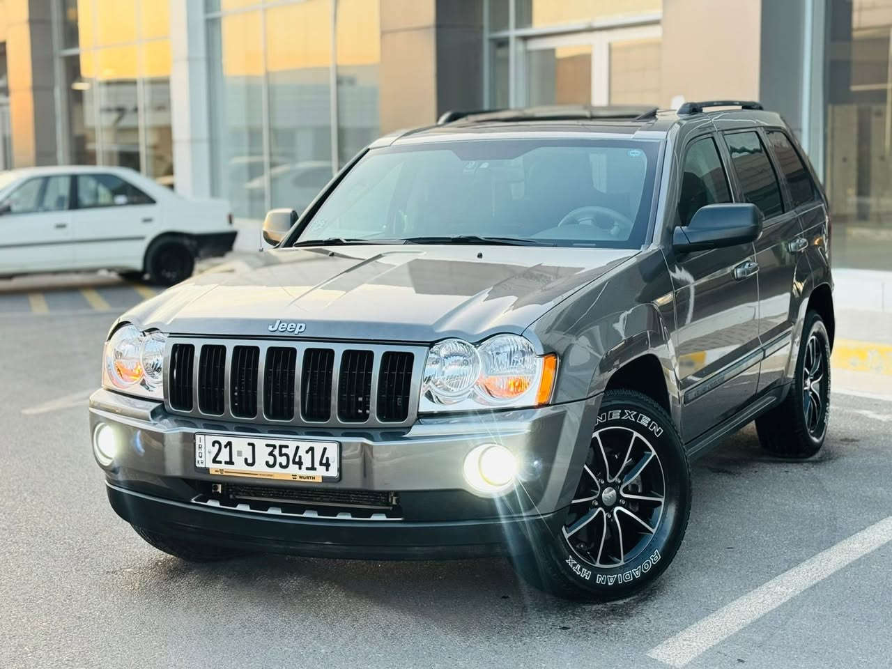 ﷽
▫️جيب لاريدؤ مؤديل 2007 فول مواصفات
فول مواصفات فتحه و فور ويل
لون نفطي
~~~~~~~~~~~~~~~~~~~~~~~~~~~~~~~
مكان🌇: سليماني                     سعر💵:106$
تليفون☎️:*********** ::: ***********
~~~~~~~~~~~~~~~~~~~~~~~~~~~~~~~
▫️محرك V6 3.7L سته سلندر مرغوب
🔹گيرو محرك بشرط مامفتوح 
بدون صوت و بدون صرف و بدون خلل بشرط فحص
🔹سيارة جديد كل على وضع بيلادي جديد 📦📦

▫️سيارة حيل حيلوة
🔹بيها ( جملغ و باب بص كلير ) بدون دواخل بدون أيرباگ
🔹سيارة بدون بارد و رصعة و بدون جراد بشرط 📦

▫️مواصفات 
( فتحة - فور ويل ( دفع رباعي ) - داخل كريمي - كشن كهربا - شاشة - كاميرا - تبريد مركزي - تحديد سورعة - بلاجكتور - لايت زينون - مراي كهربا - بعد )

◽️اربع تاير و ويل بيلادي جديد بدون مصروف
🔹نظافه ١٠٠٪؜ كامل سيرفس بدون نقص و بدون مصرف
🔹بسميً السنويه بشرط تحويل و خرامه
🔹سنوي و رقم و هزة كلها جديد
سياره مابيها دينار مصرف كامل من كل نواحي
~~~~~~~~~~~~~~~~~~~~~~~~~~~~~~~
كوردى
﷽
▫️جيب لاريدؤ موديل 2007 فول مواسفات
فول مواسفات سلايت و ده بل ئه كسل
ره نگى نه وتى
~~~~~~~~~~~~~~~~~~~~~~~~~~~~~~~
شوين🌇: سليماني                     سعر💵:106$
تليفون☎️:*********** ::: ***********
~~~~~~~~~~~~~~~~~~~~~~~~~~~~~~~
▫️مه كينه V6 3.7L شه ش بستؤن
🔹گير و مه كينه ى به شه رت نه كراوه ته وه 📦
🔹سه وت و سه رف و خه له لى نييه به شه رت
🔹زؤر تازه ماوه ته هه موو كيانى له سه ر بيلادى ماوه 📦

▫️سارد و كرانه وه ى نييه و كالبونه ى نييه 
🔹ته نها ( جه مه له غ و ده ركايه كى بؤياغه ) بى ناوكرتن
بئ ئيرباگ بيش و دواى كه پسه 
🔹زور جوان ماوه ته و نمونه يه له جوانييدا

▫️مواسفات
( سلايت - ده بل ئه كسل - ناو ره ساسى - شاشه - كاميرا - كوشن كاره با - ته بريد مه ركه زى - تحديد سورعه - بلاجكتور - لايت زينؤن - ئاوينه كاره با - زور مواسفاتى تر )

▫️چوار تايه و يلى لومى بؤ به ستراوه يه ك دينار مه سروفى نيه كامل سيرڤزى بوكراوه
🔹سه نه وى و ره قه م و هه زه ى تازه يه به ناوى خومه وه يه ته حويل و غه رامه به شه رت
🔹گير و مه كينه و كاره باى و هه موو كيانى به شه رت
~~~~~~~~~~~~~~~~~~~~~~~~~~~~~~~
