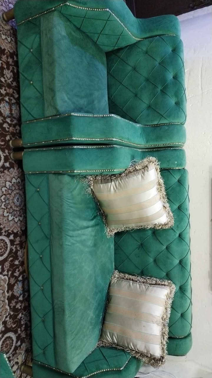 قنفات خشب للبيع جدد  صارلهن شهر اربع قطع سعرهن ٤٥٠الف مكانه جبيله شراي يتفضل خاص البصرة, العراق


**إذا كنت صاحب هذا الإعلان وتريد حذفه لأي سبب، رجاءا أرسل رسالة إلى الدعم الفني**