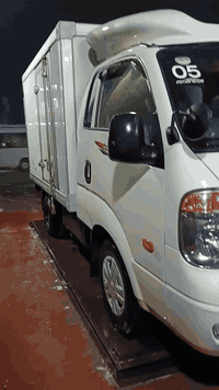 شاحنة • موديل ٢٠٠٩