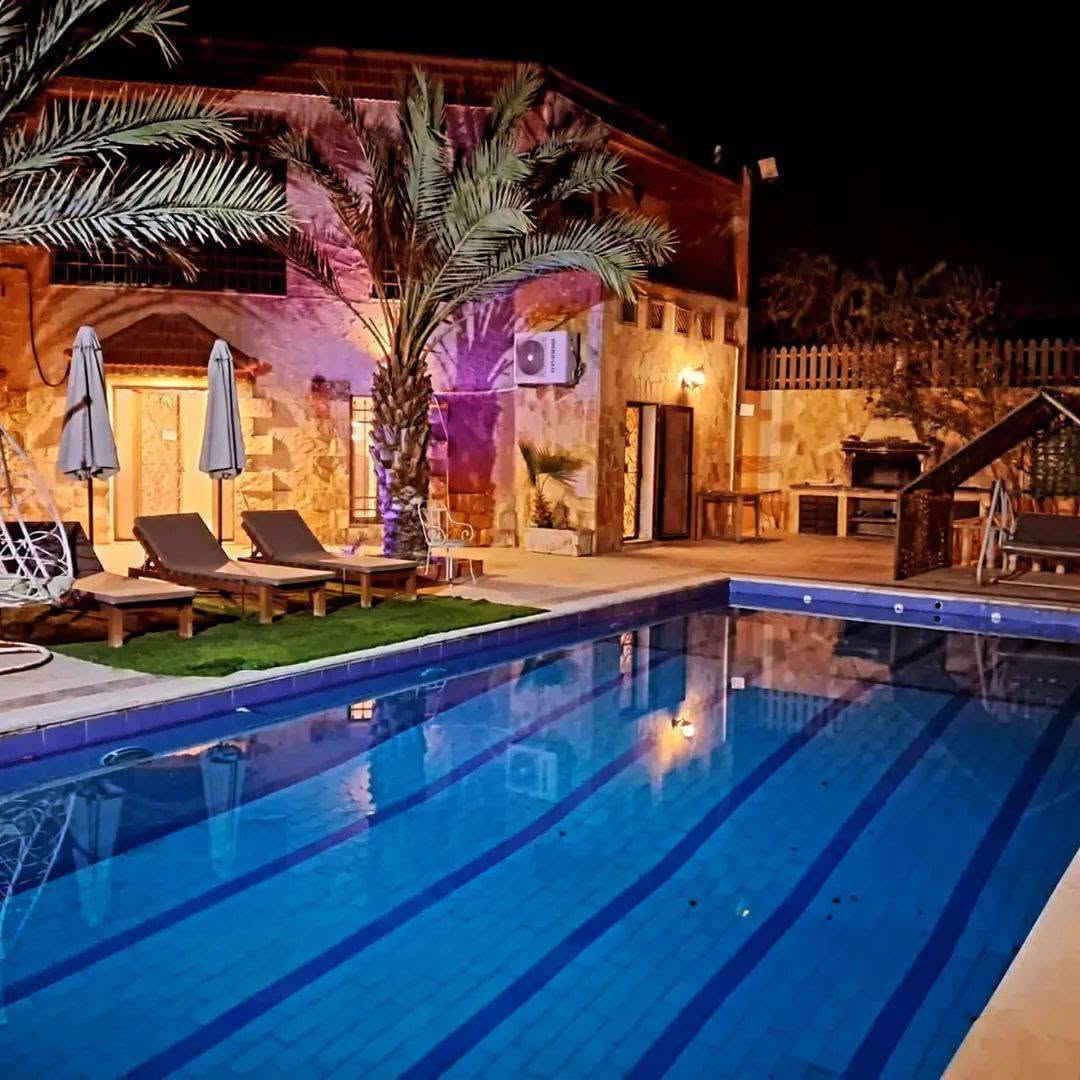 عرض  (80 دينار )  فقط شاليه الامير 

اي يوم وسط الاسبوع  صباحي  ب 80  دينار  

السهره وسط الاسبوع  70 دينار 

ال٢٤ساعه  وسط الأسبوع  130 دينار 

سهره خميس  120 دينار 

الجمعه  130 دينار 

السبت  90 دينار 

موقعنا   الجوفه طريق البحر الميت 

للاستفسار  0795557068

واتساب  0795557068


**إذا كنت صاحب هذا الإعلان وتريد حذفه لأي سبب، رجاءا أرسل رسالة إلى الدعم الفني**