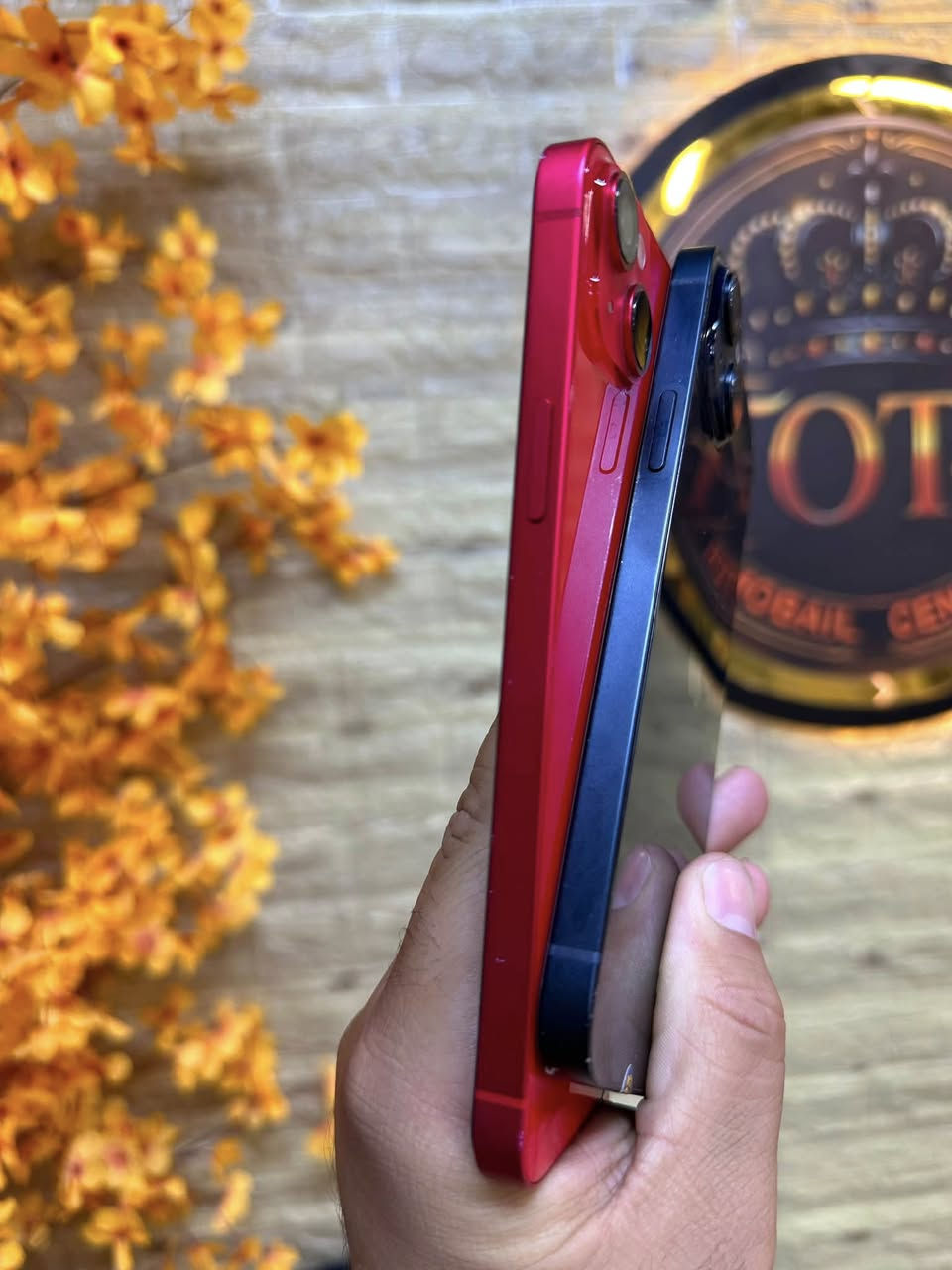 14 بلاص بسعر جوه السوك 😍
14 بلاص ذاكره 128 بطاريه 83/91 نموذج M ❤️💙

نسخه ياباني 3J وتر بروف مامبدل اي قطعه مع ضمان💯

ملحقات ( شاحن اصلي + كيبل شحن اصلي ) مع هدايا 🎁 

كربلاء / فلكة كنطرة السلام / شارع فريحه / 

مقابل جسر الزائرين الحديد ( محلات بيت المختار ستار بريچ ) اتصال + واتساب *********** متواجدين كل ايام الاسبوع من الساعه 12 مساءً و الى 12 ليلاً 💐 

مركز 🧡 TOTA CENTER 🧡 يرحب بكم اهلاً و سهلاً 🌸
