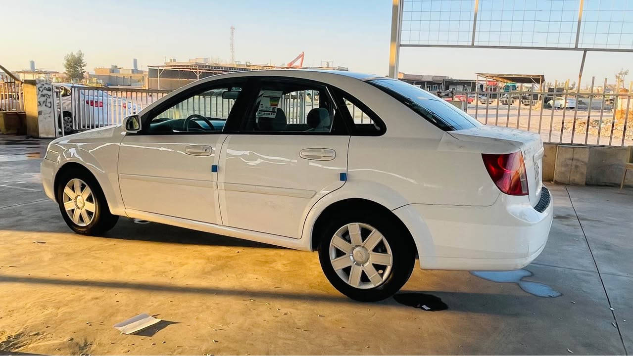 سلام عليكم 
سيارا شوفليت ئوبترا موديل 2010 توماتيك 
سيارا بيها قطعتين صبغ فقط 
ماشي 165 الف 
رقم سنوي هزا جديد ل 2030 
سيارا بسمنا شرط تحويل وكال 
رقم تلفون 📞 ***********واتساب 
*********** أربيل, العراق
