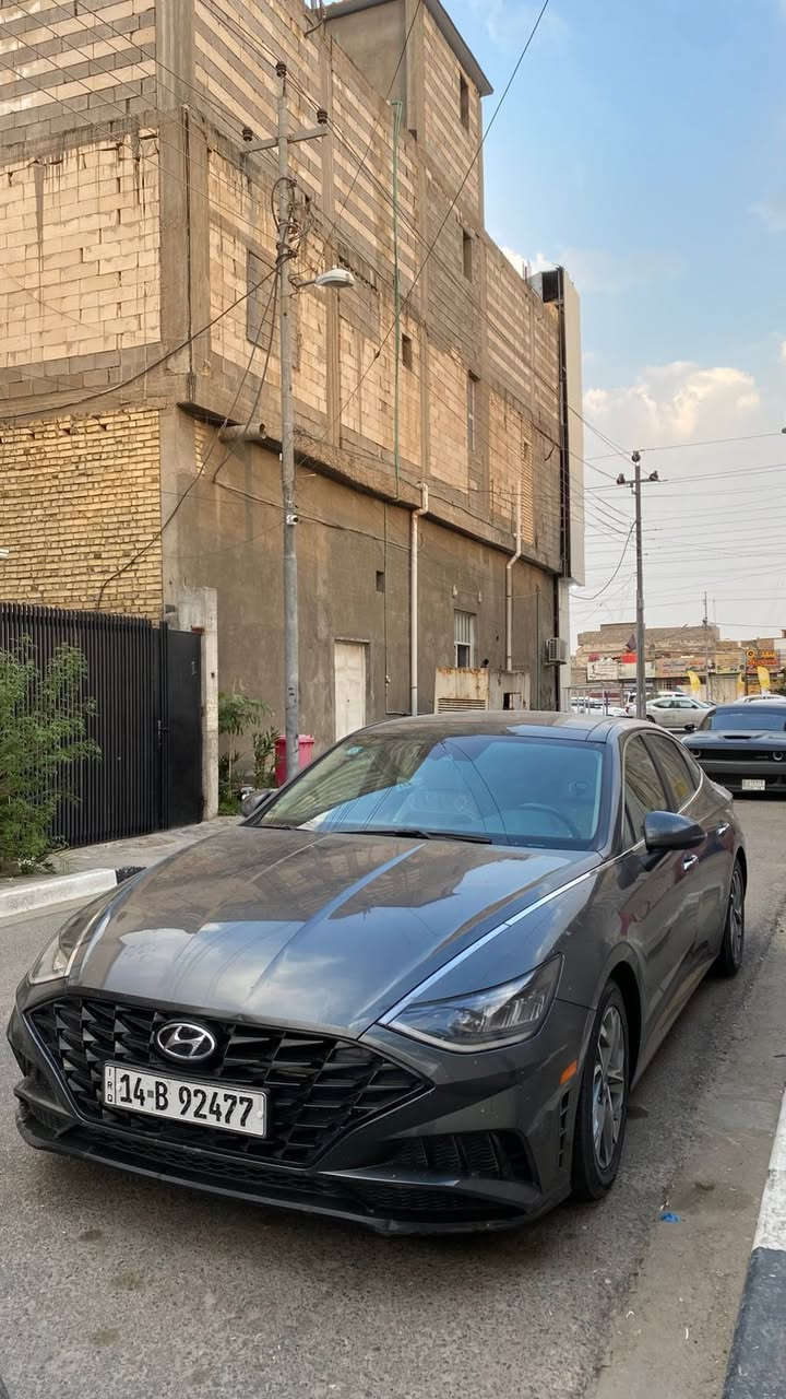 السلام عليكم
سوناتا 2023لمتد بانوراما وارد امريكي محرك2500تنفس طبيعي حادثها الجاملغ خلف السائق شبر بارد ومصبوغ على كده فقط وبالعراق الداير خلف الراكب بارد بس الباقي كفاله سياره فول ماشيه 71 رقم بصره الجديد معوقين والمعوق مابي اي شي سياره جديده تجي وشوف بعينك 
سعرها165 وبيها مجال للطيبين للاستفسار ***********

