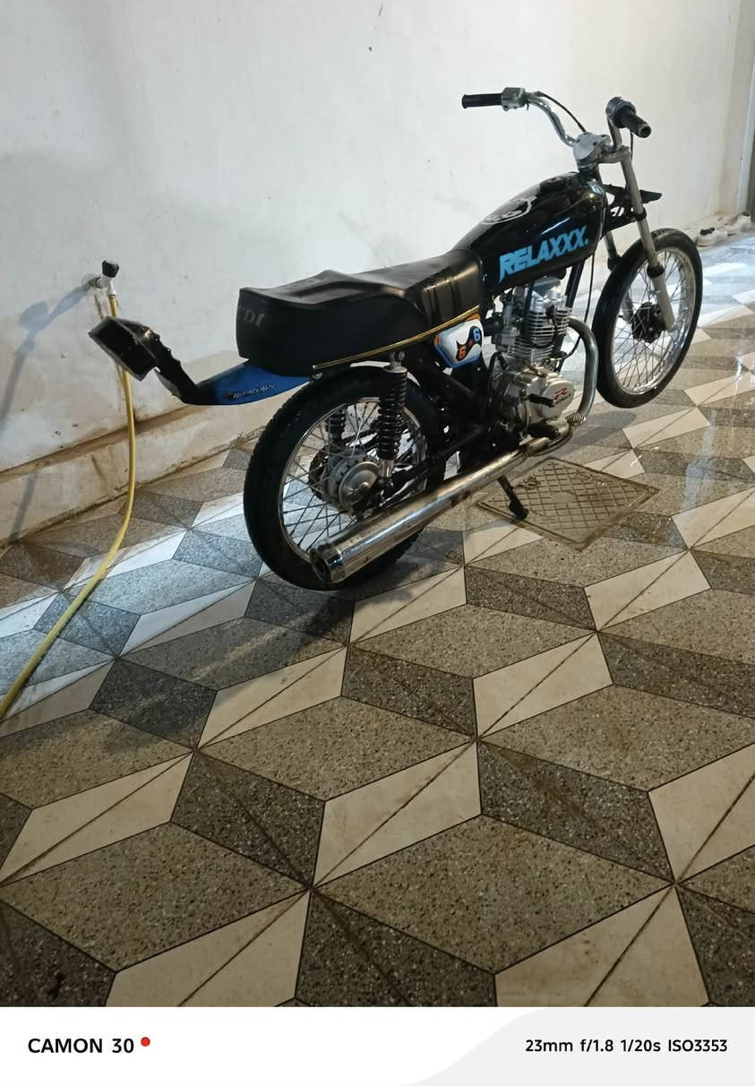 السلام عليكم
اربعه جير للبيع
دراجه كفاله عامه
شلعه معدل فاصله
ماكينه رابيدو
24
مفتوحه كلتشات
بس
دراجه سكنر بس خمس وراء

السعر 500 بها مجال بالشراء

الواتساب ***********
نجف نداء
