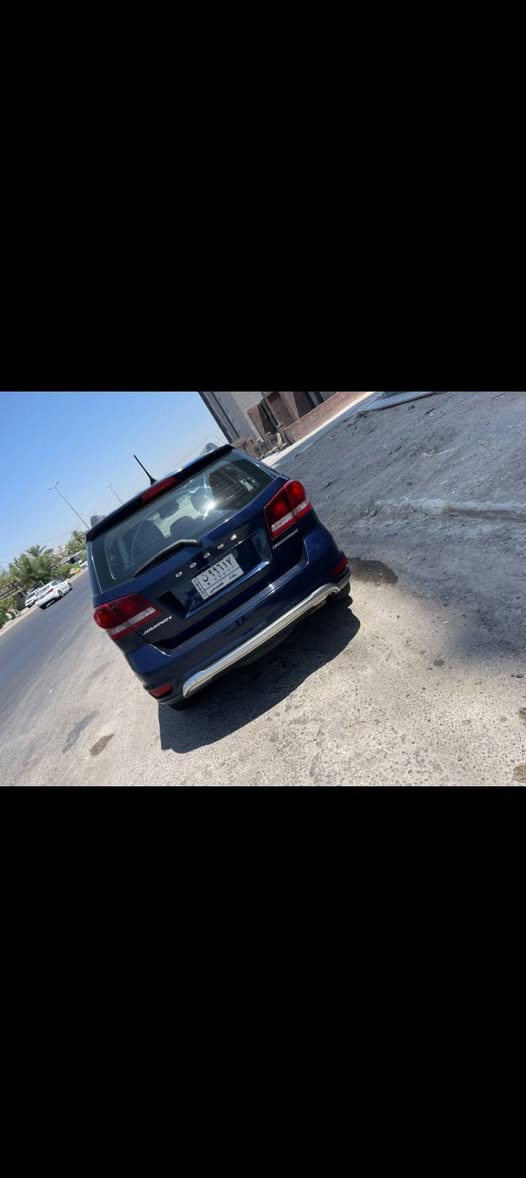 دوج جورني ٢٠١٨ محرك ٤ سلندر جاهزه من كلشي بيها صبغ جاملغ وبنيد بدون لغد او شاصي ٧ راكب و٣ قطع تبريد وشاشه جبيره وجلد وماشيه ١٠٠ الف والسعر ١٣٨ ورقه رقمها بغداد الجديد للاستفسار ***********
