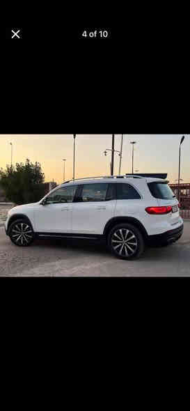 للبيع مارسيدس glb موديل ٢٢ 
حادثها خلفي بيها صبغ كنر اللوكو الخلفي فقط 
بدون ايرباك بدون شواصي 
ماشيه 48 الف كيلو 
السيارة احلى من الصور 
عليها كت AMG
داخل ابيض مع انارة داخليه متغيرة 
٧ راكب مو ٥ 
السعر ٢٩٠ 
مكان السيارة بغداد حي الجامعه

التواصل على
0770 861 3388 بغداد
