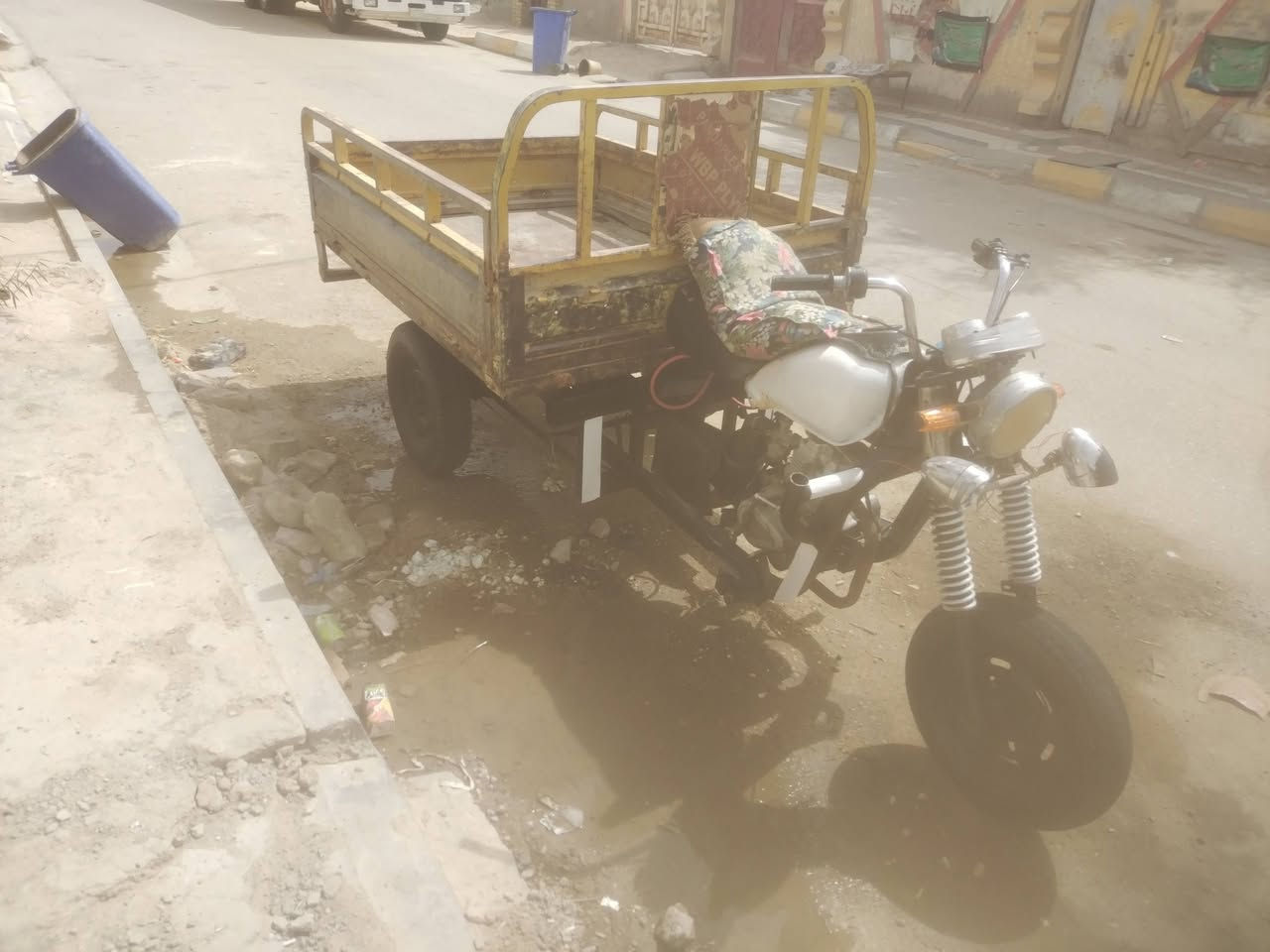 ستوته للبيع موديل 13 وراق كامله شاصي نضيف مكفول بدي مغلف ستوته حلوه جاهزه مكان ناصريه مركز شراي يتصل *********** سعر 1150 وبيه مجال للشراي مكلف بلنشر
