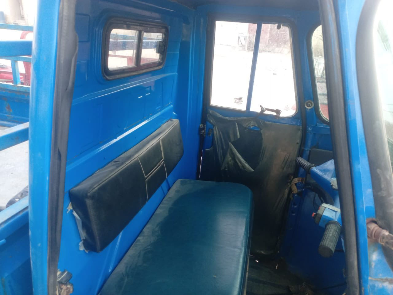 سلام عليكم تكتك ادوات للبيع نضيفه السعر ٤٠٠ وبيها مجال قليل قضاء المدينه مكلف بنشر هاذ رقم صاحبها ‭٠٧٧٠ ٨٤٢ ٤٩٠٥‬
