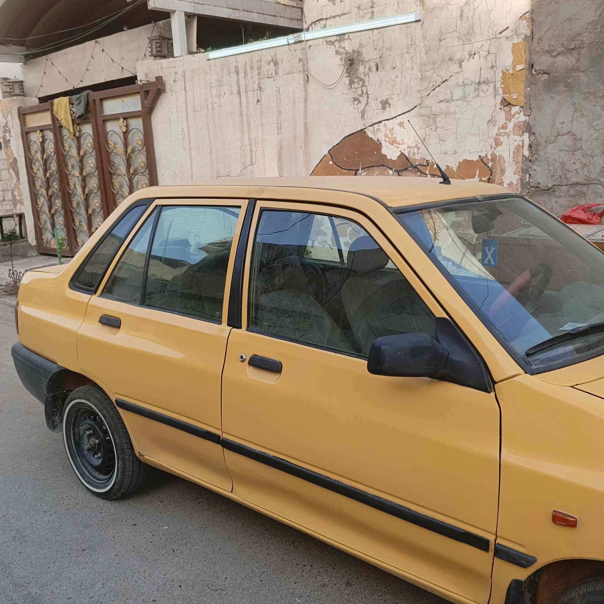 سلام عليكم سايبا 13 للبيع باسمي السعر26 بيها مجال مكانها بغداد الزعفرانية ***********
